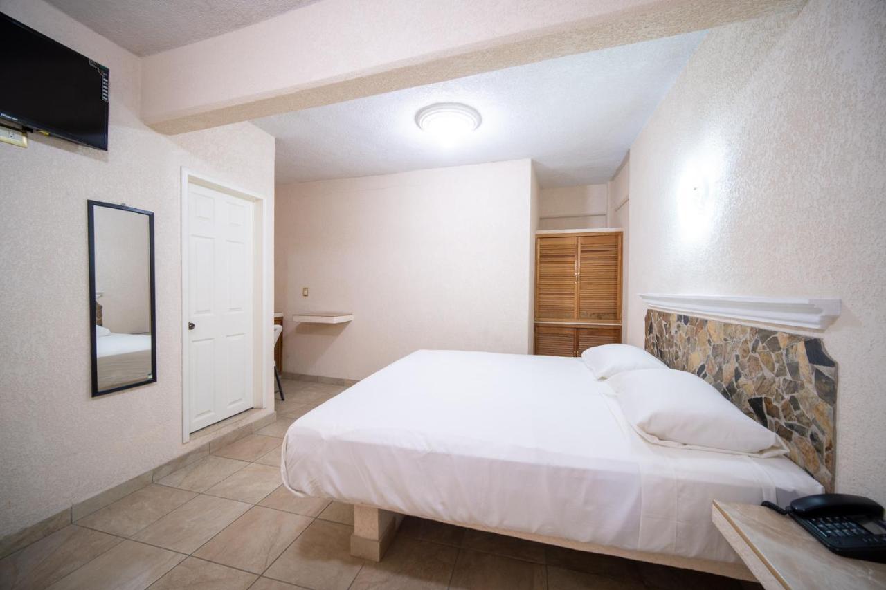 Peninsula Stays Executive Hotel Salina Cruz Buitenkant foto